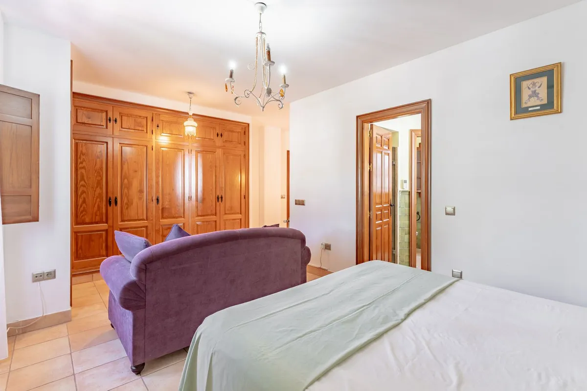 a434d863-8a26-401f-b2ea-896c287ef1bb