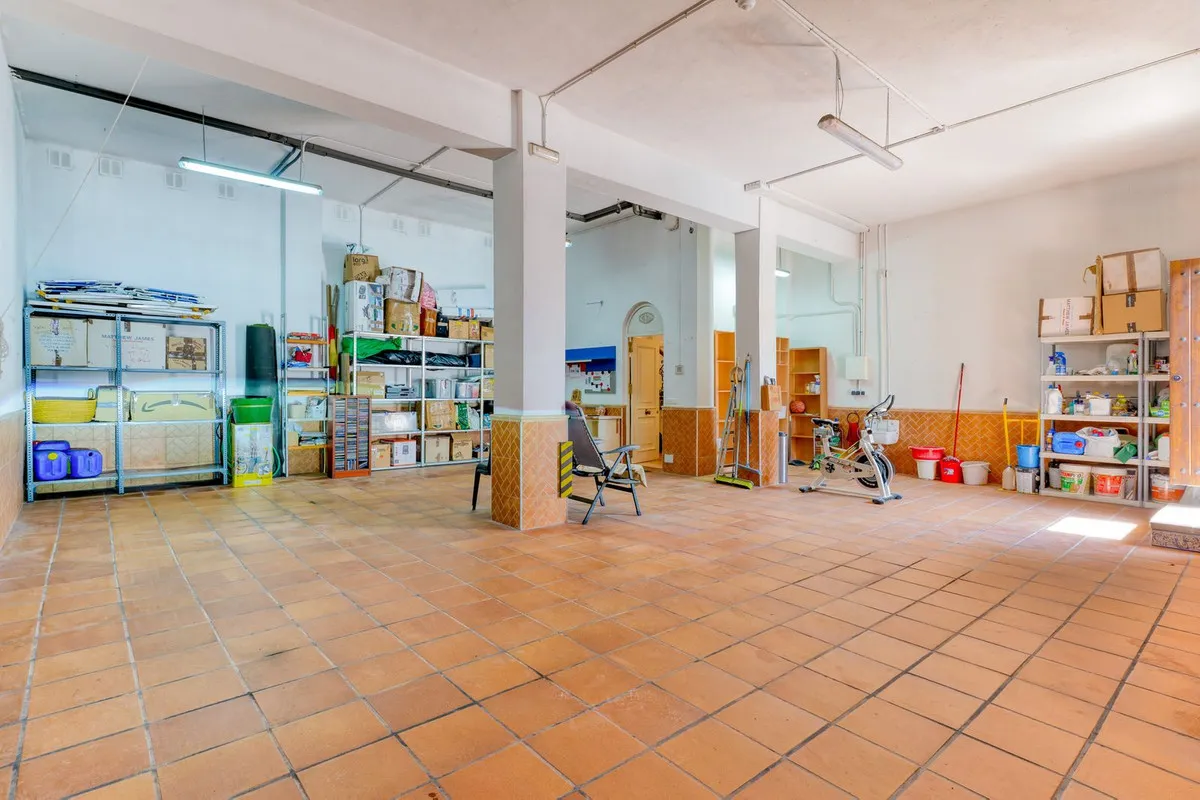 bb5f6abb-8076-414c-ba66-e3ed9b50c206