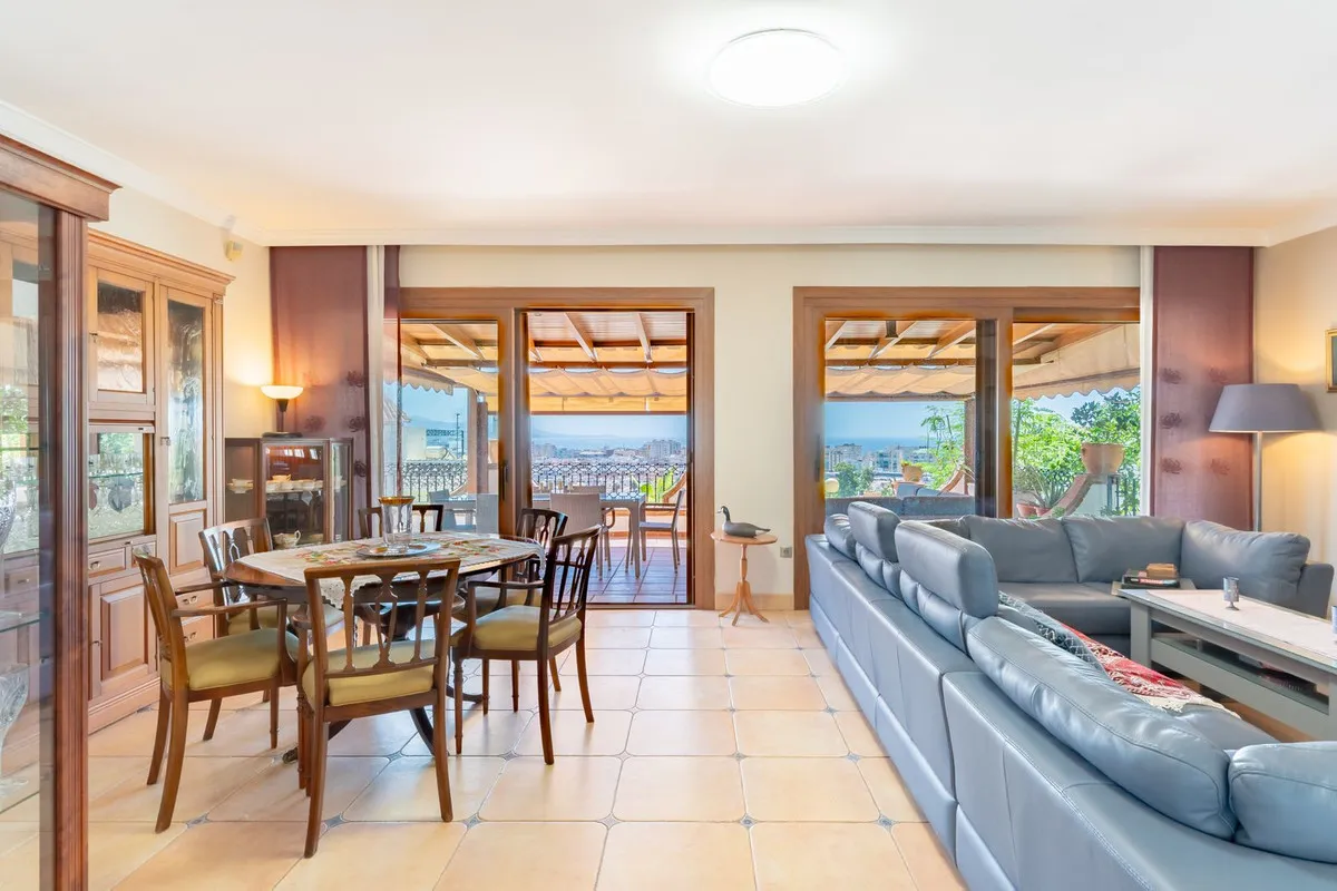 c312214f-da55-4e7c-ba8f-68ea21c5863b