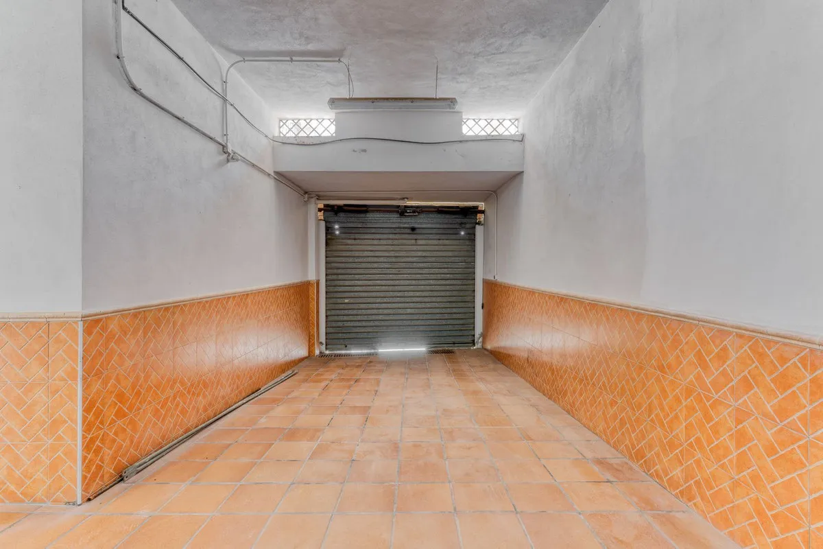 e6b95ba6-748c-4d6b-b78a-2e3176a2ac69