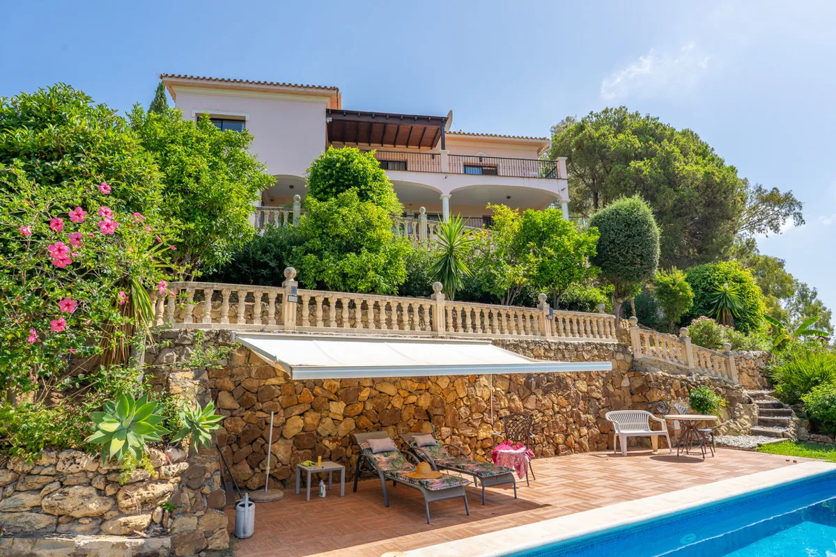 2705cd6e-e239-4d67-b79b-1ddd82a7b43d