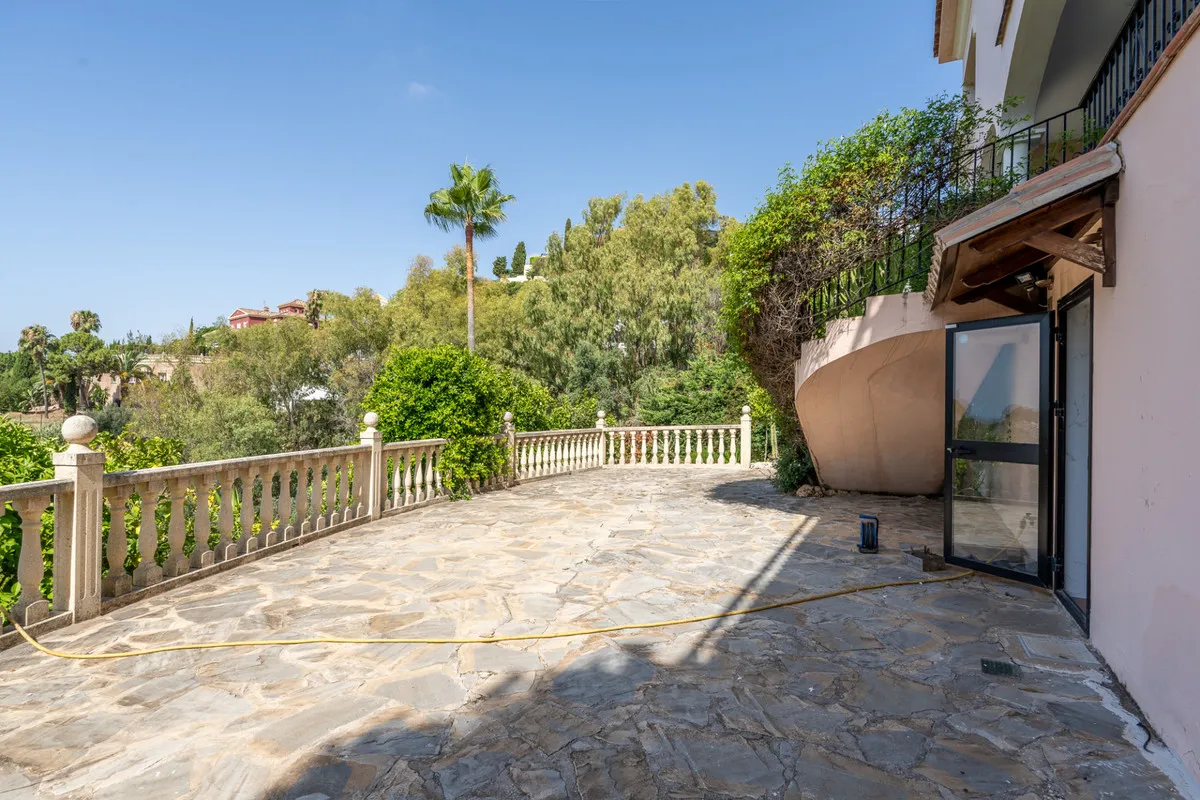 358ca4cd-74e0-4645-8514-2884c26c9683