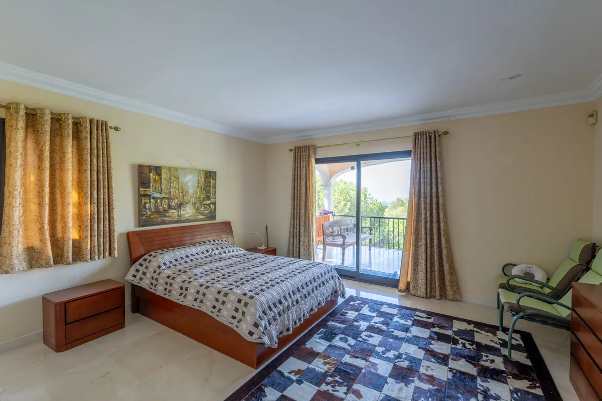 dbabc531-5b4c-4039-825f-e23c8084a52a