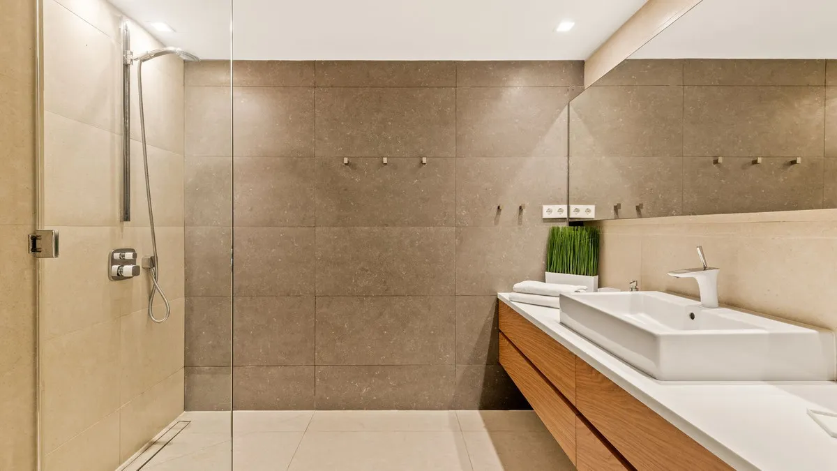 e16536f5-661b-4b85-975f-285f631bd1aa