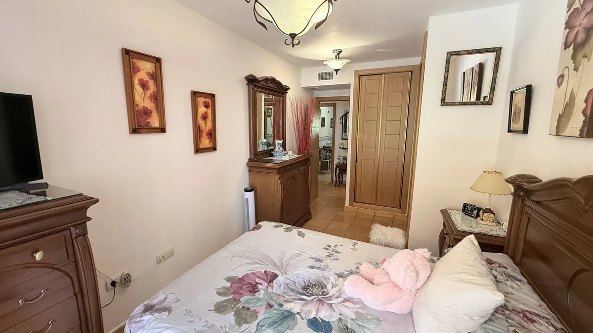 4b57e9a2-4cdb-4891-b33d-cf60fb7e45f4