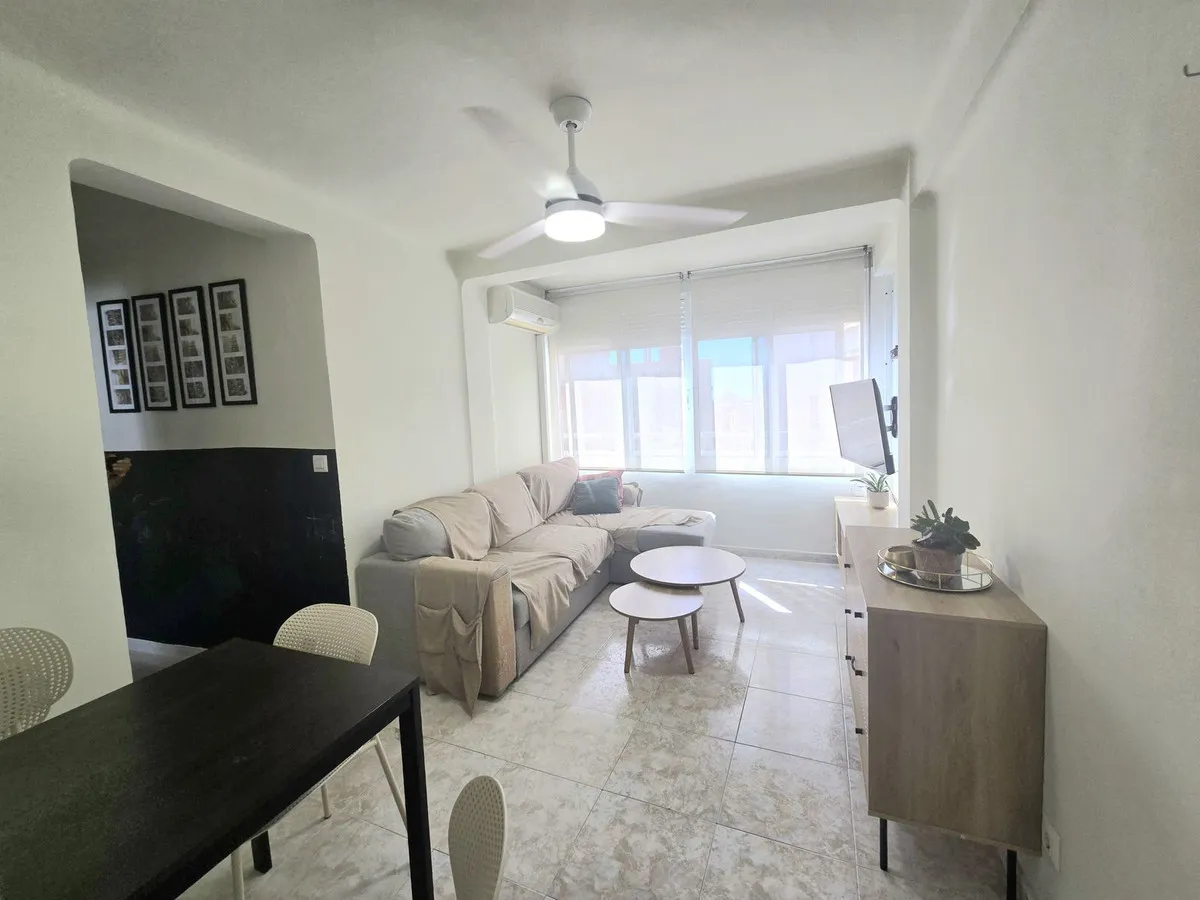 01bb4e9b-2a8a-46cc-b238-323ecca8934c