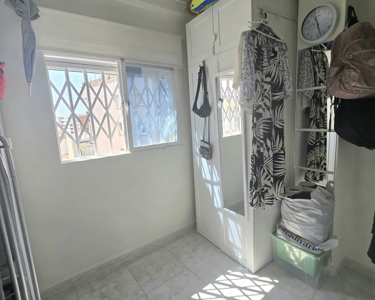 3b215f41-b9ee-4436-a315-a2060a0952ad