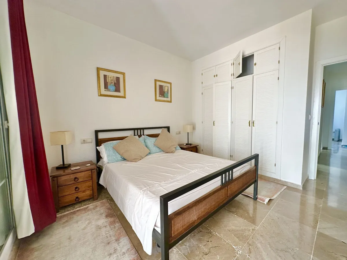 8295b3bc-5211-49a8-bab3-2b42dd17cb6b