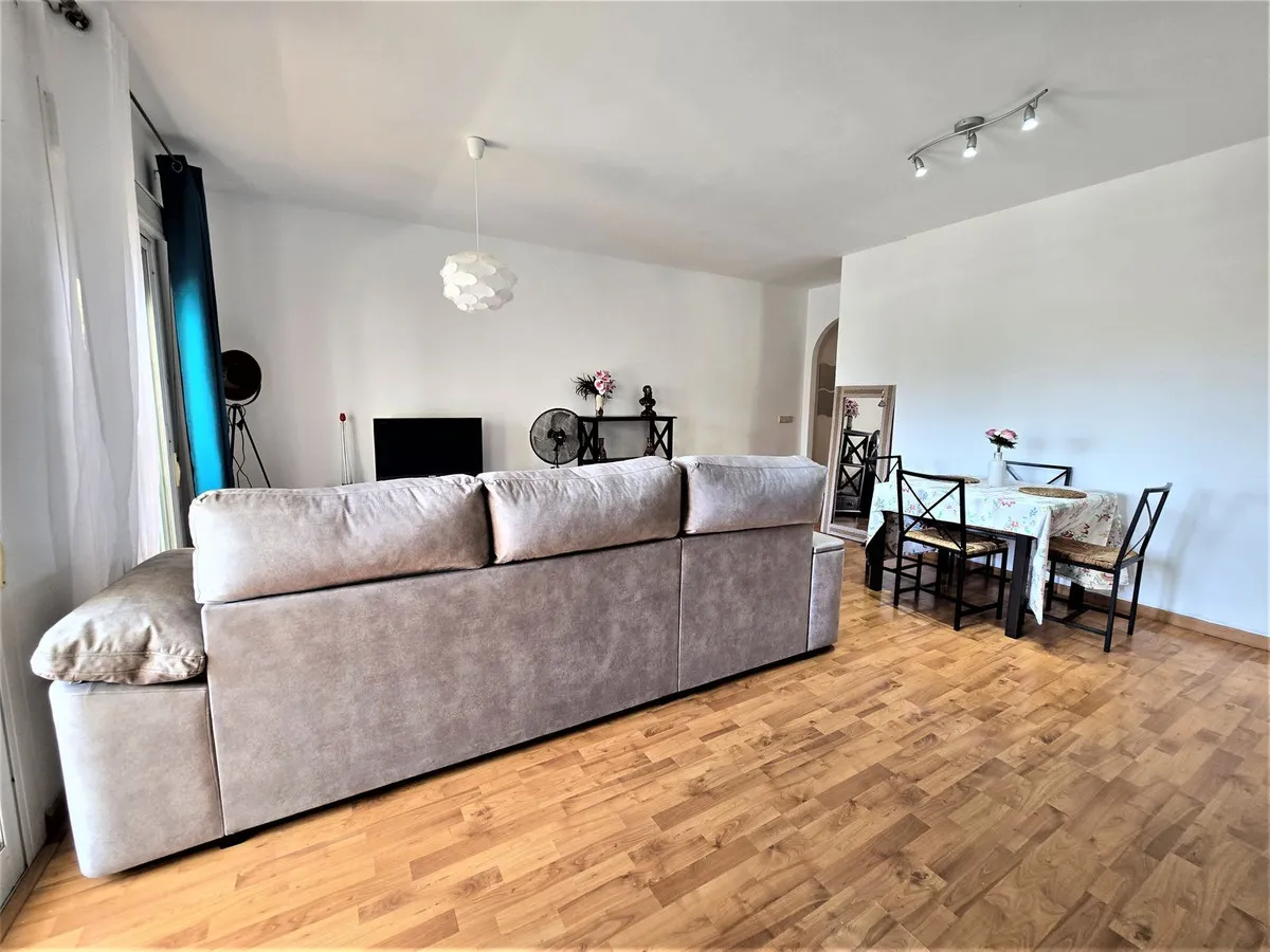 78f4dcca-16e8-4553-8022-08e73d986914