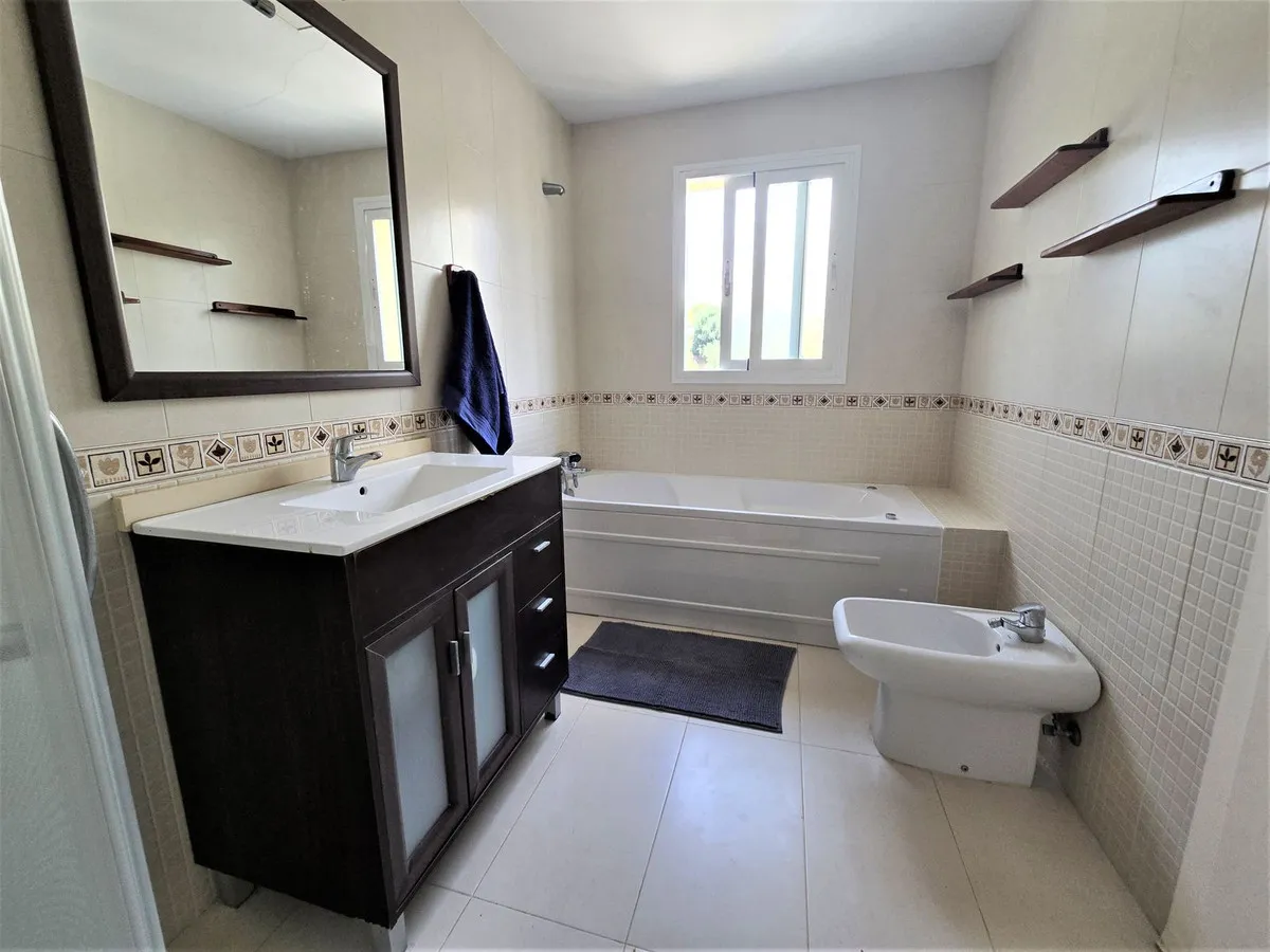 f008a1db-bd4d-4730-aea3-b1fa40179c78