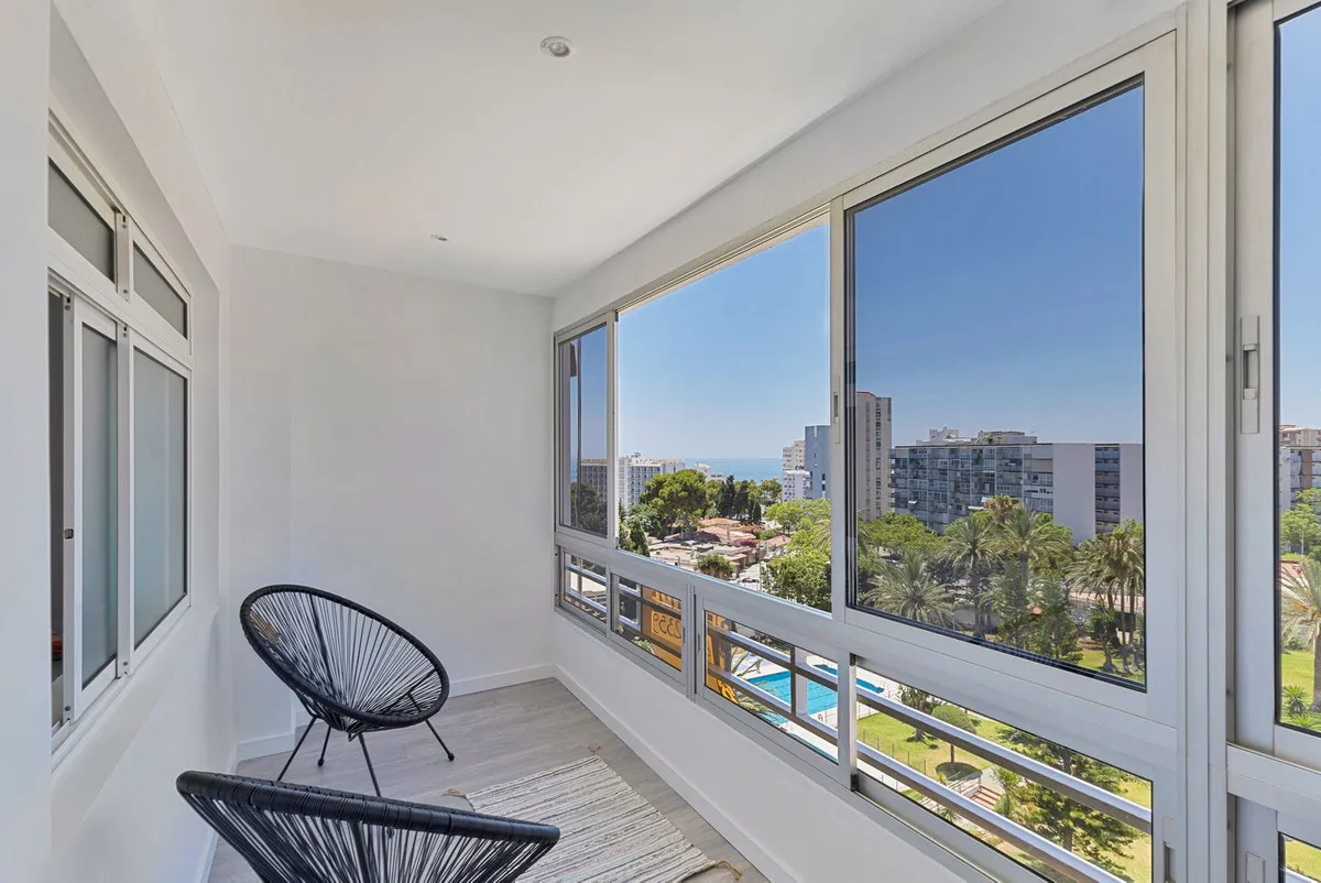 648fee8e-794c-46b8-8e5a-81d0d51871c2