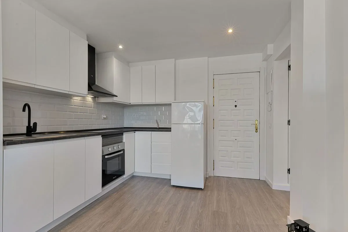 cab57a43-14a7-4e20-a8a8-d025e8d47043