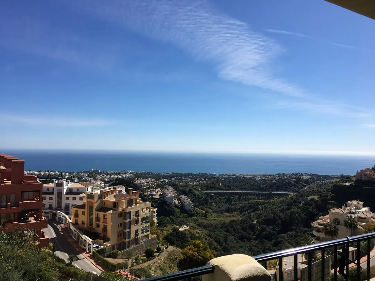 e6d51b8c-9255-4c85-93c6-8ad07c19bba7