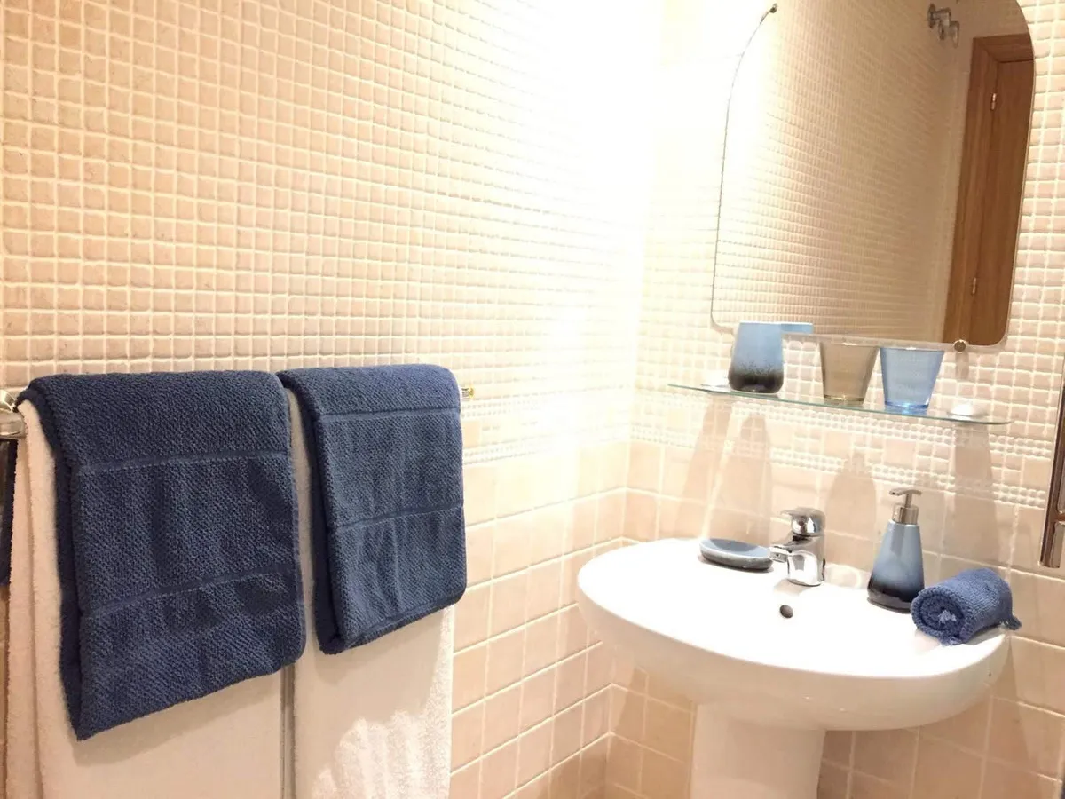 eb1fb0ed-27a3-46aa-a9aa-ea98892eaa94