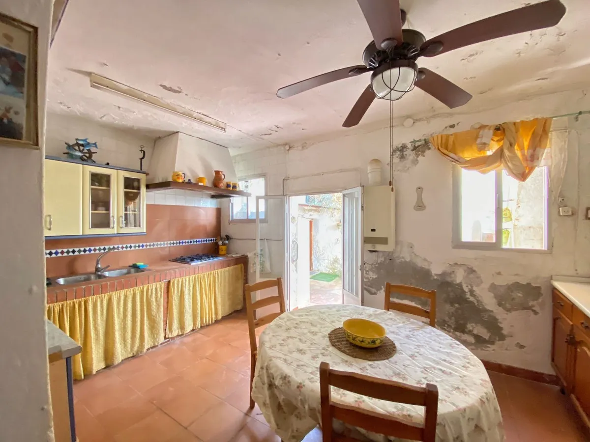 32717fd5-797d-4b99-b540-4d9fa02a74db