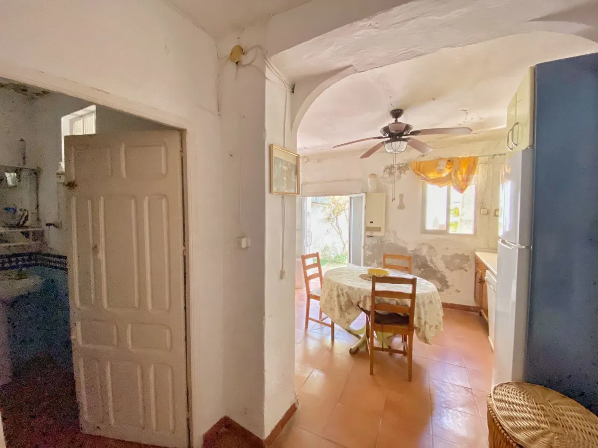 995f194d-df0c-403f-a8d6-397d768b0d3a