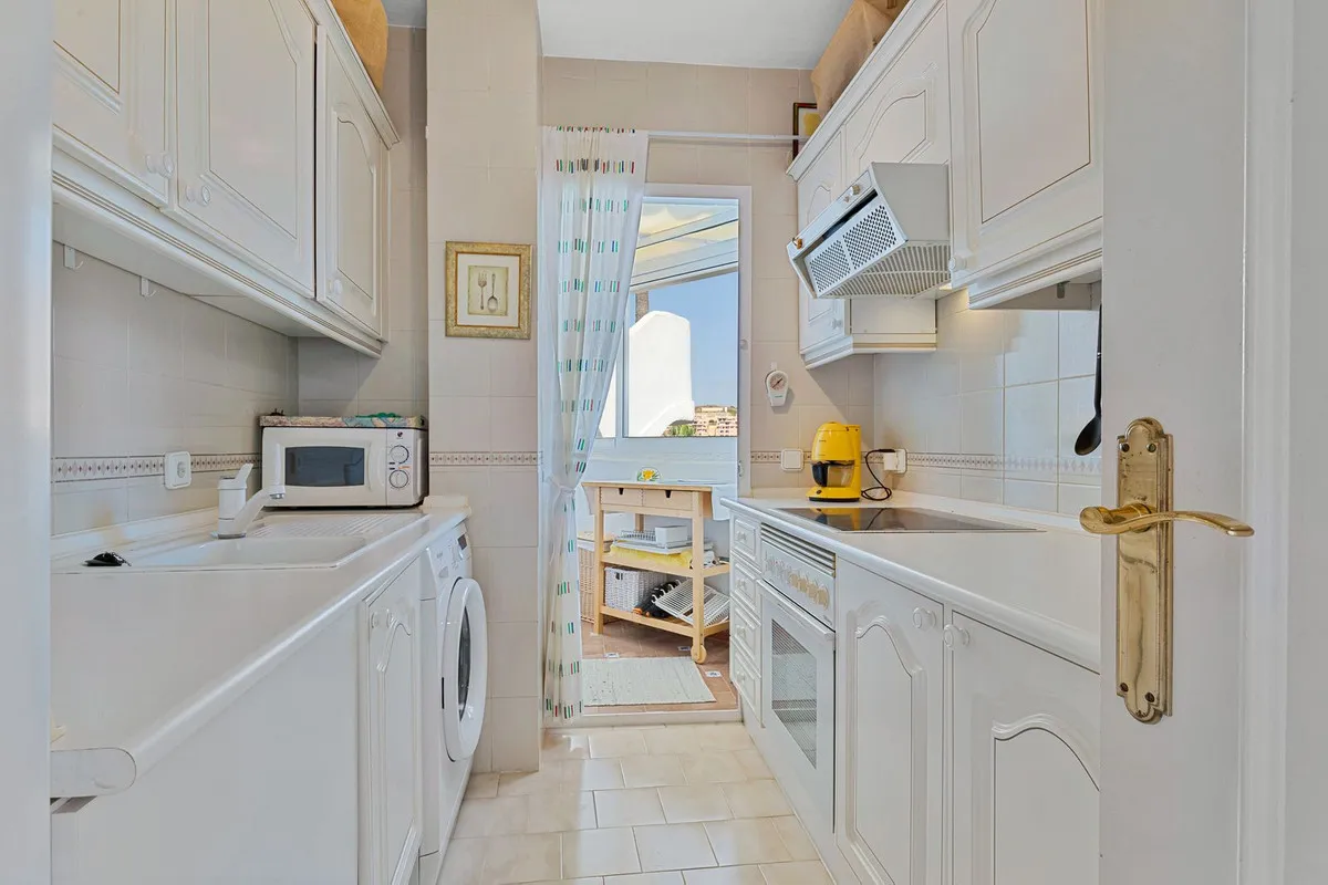 9b2fbe62-3454-445b-9a1f-9e10e569cfef