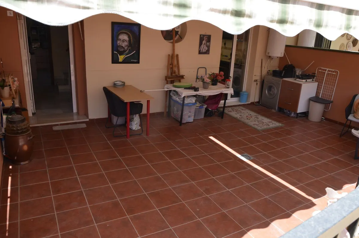 e8466a80-f8b0-4027-92f6-8a5340f55fe1