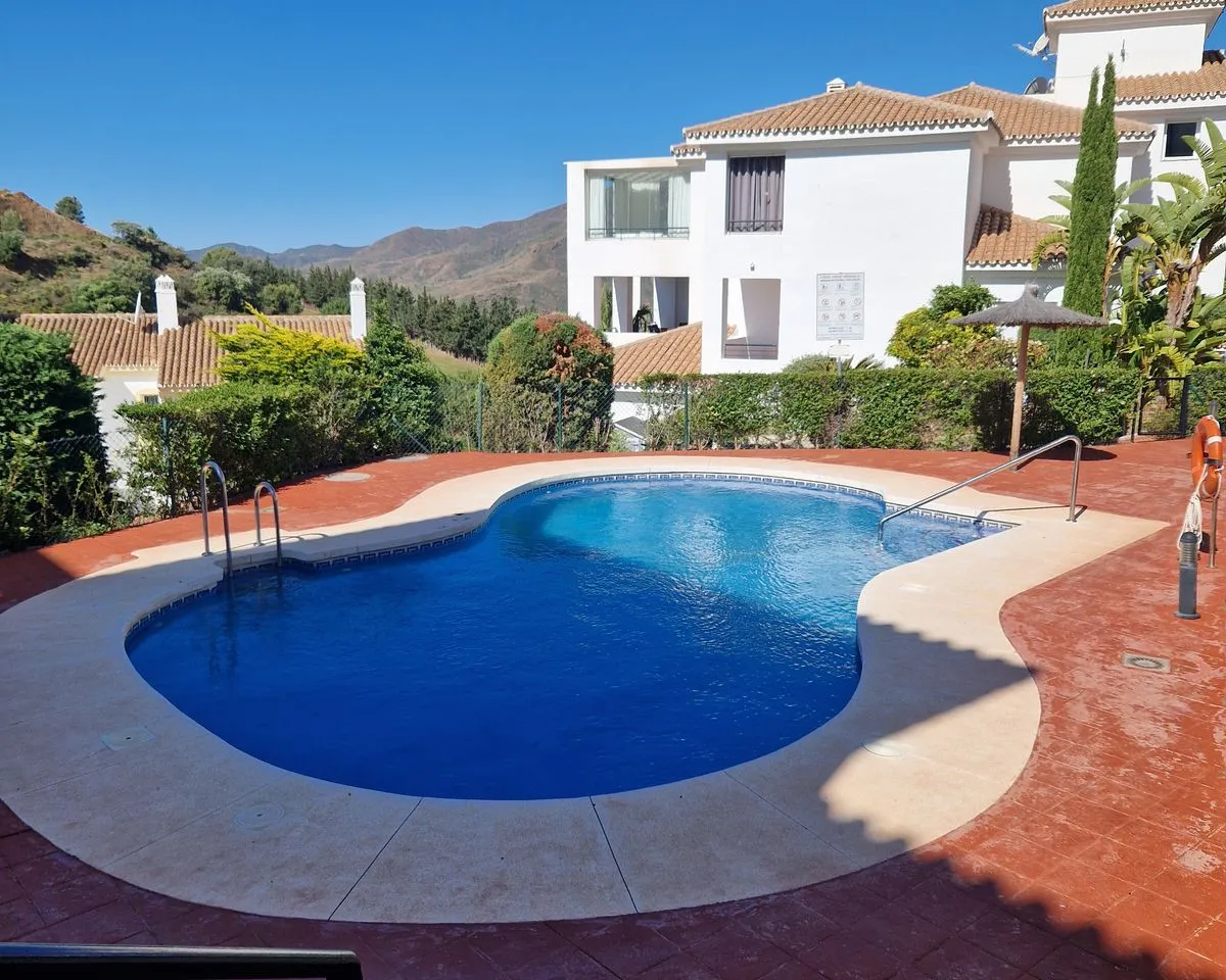 9f2d8f36-fef5-46cc-a5a3-ae4ae453562a