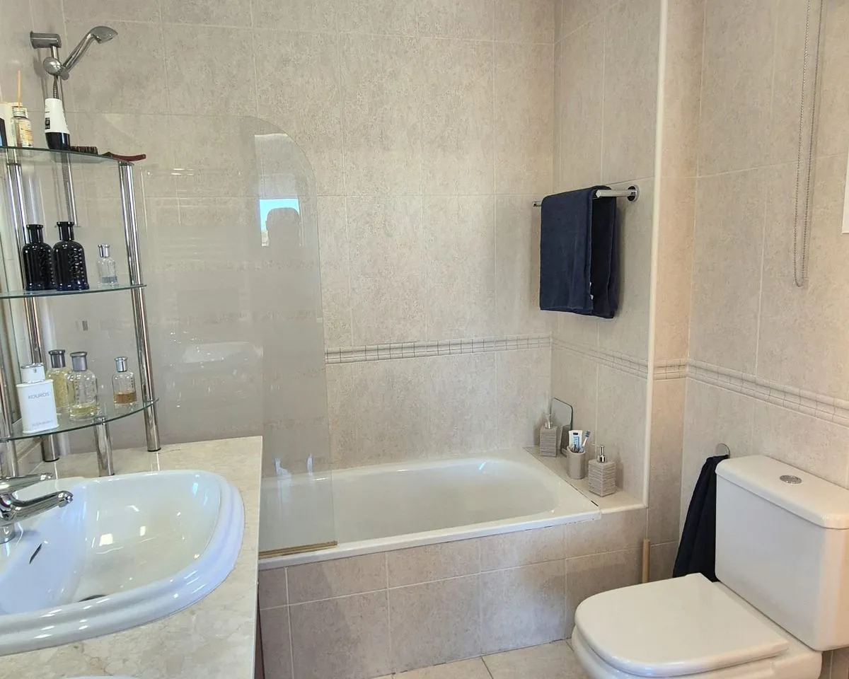 ac61237b-94da-45c5-913b-8543474bf6c3