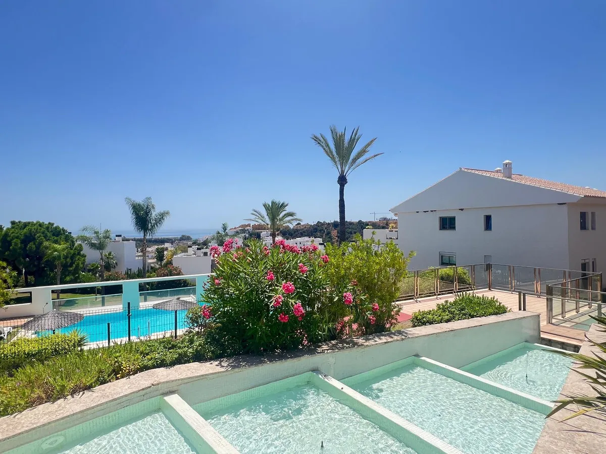 5ec85fd0-4a60-4b6d-a500-2e9cc701dd42