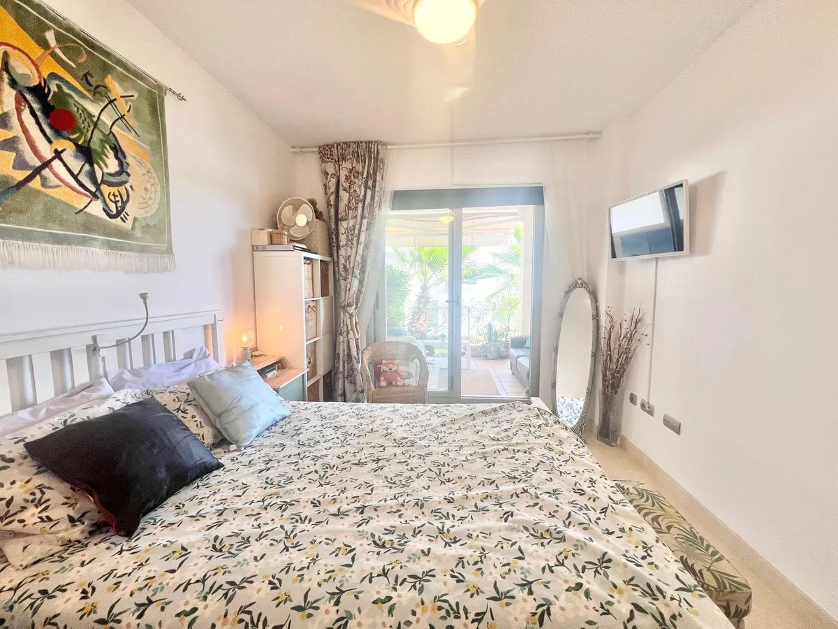 75bbe0e8-abd1-43fa-aee9-0d2d99505fb4