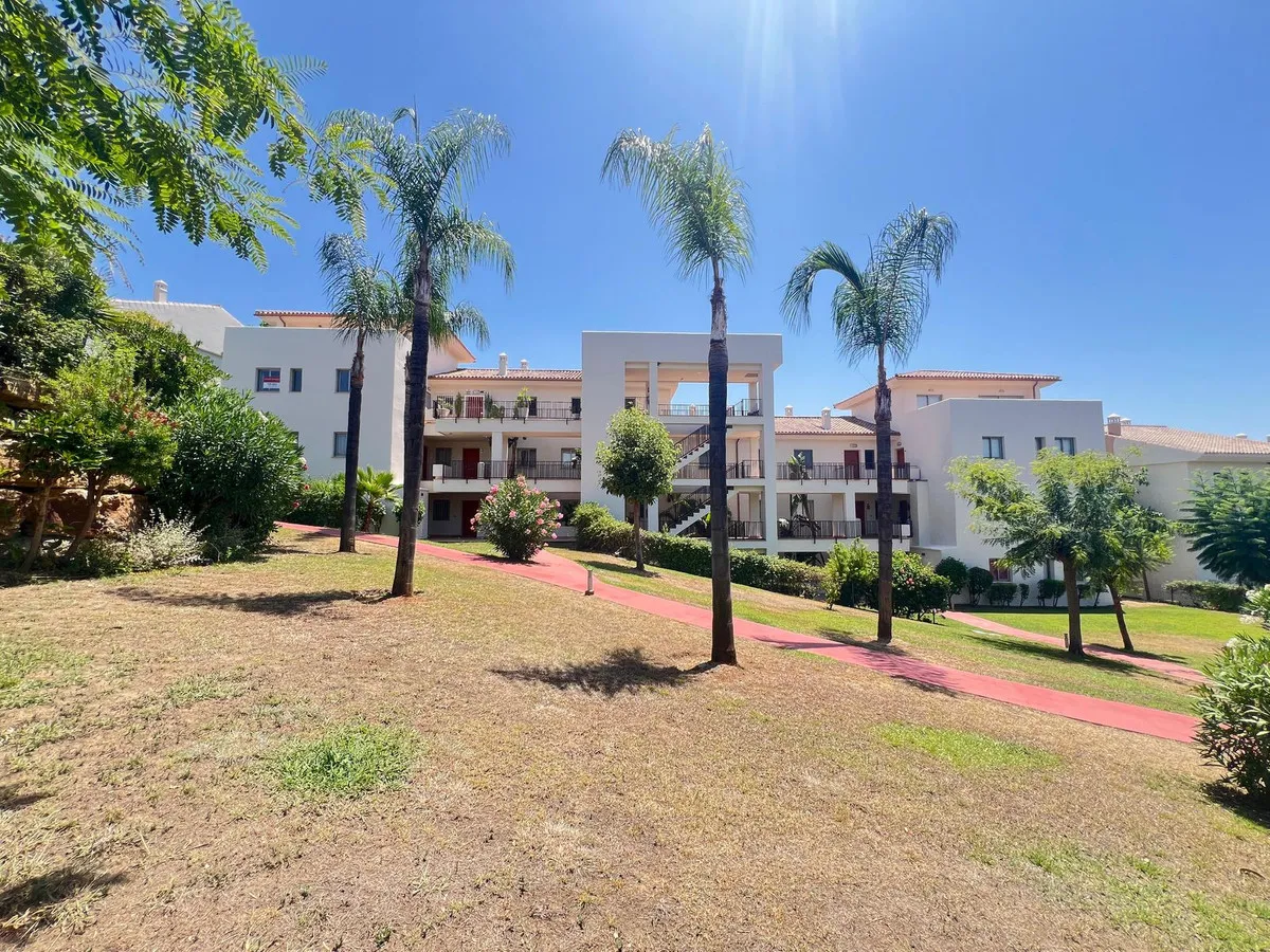 7e70febf-10e2-4846-9062-c98a91c20b47