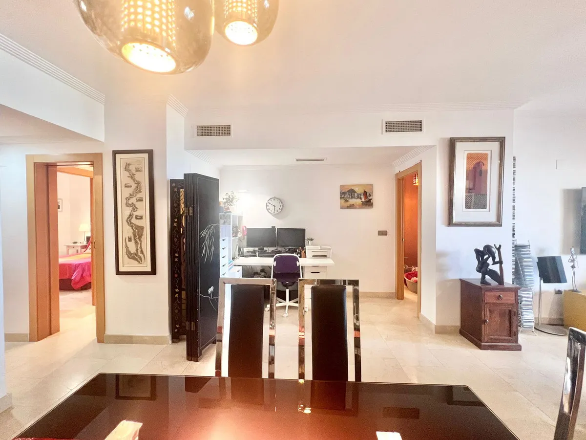 816d34da-296f-4fa1-a928-e552850c624f