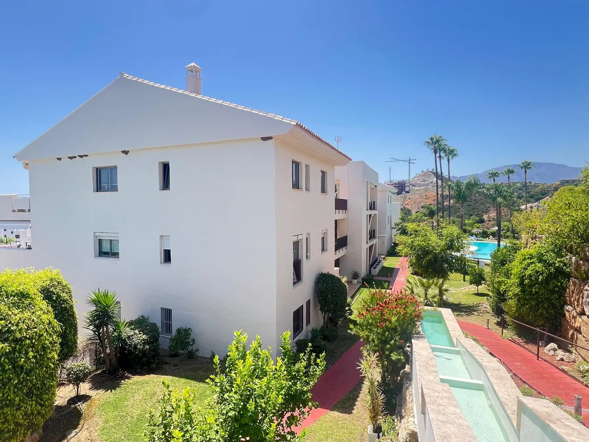 e212e39b-9c55-4ebf-8460-9b95da53fc19