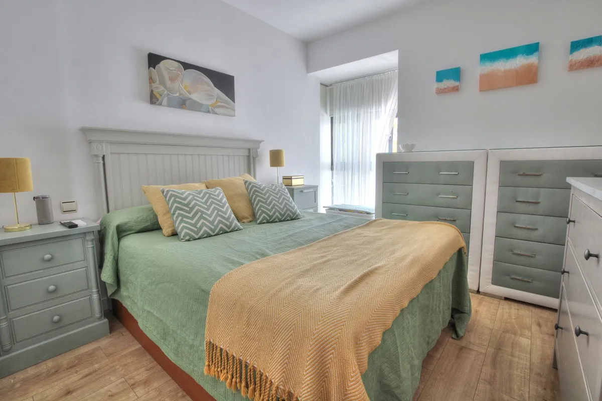 8059b5ce-00ce-4767-856e-032e979053d4