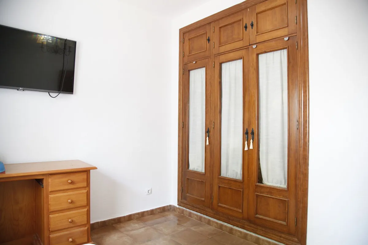 aa227349-967d-40b4-9c95-fe5d43a1dbcb