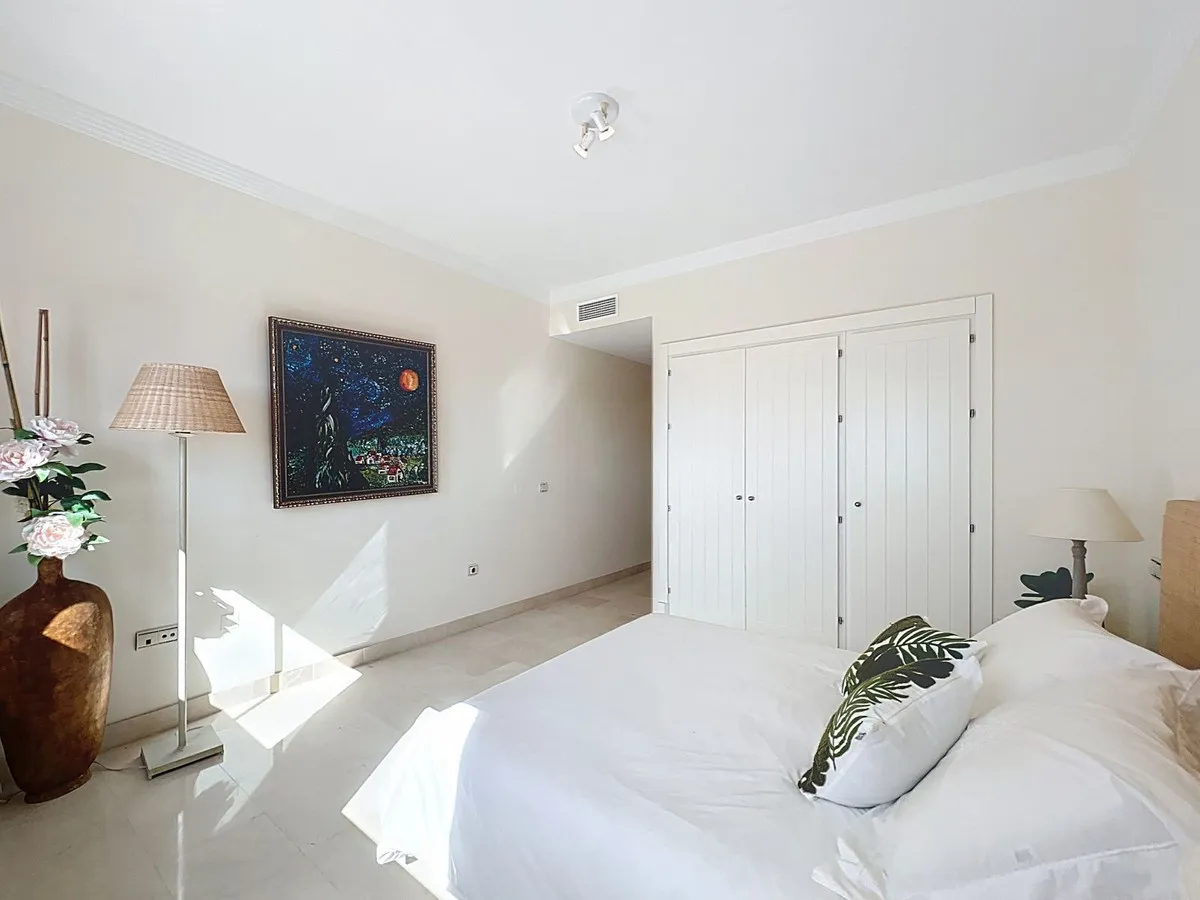 5d7b5f57-d77b-4b4c-bb91-d3eca9fd8c9a