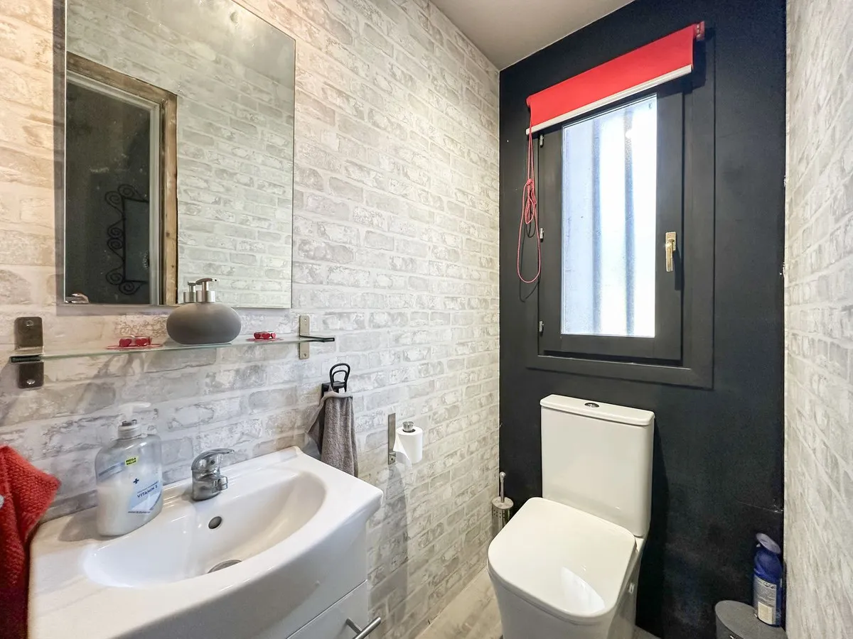 77ecb48a-5f64-4abc-85e9-3017383219de