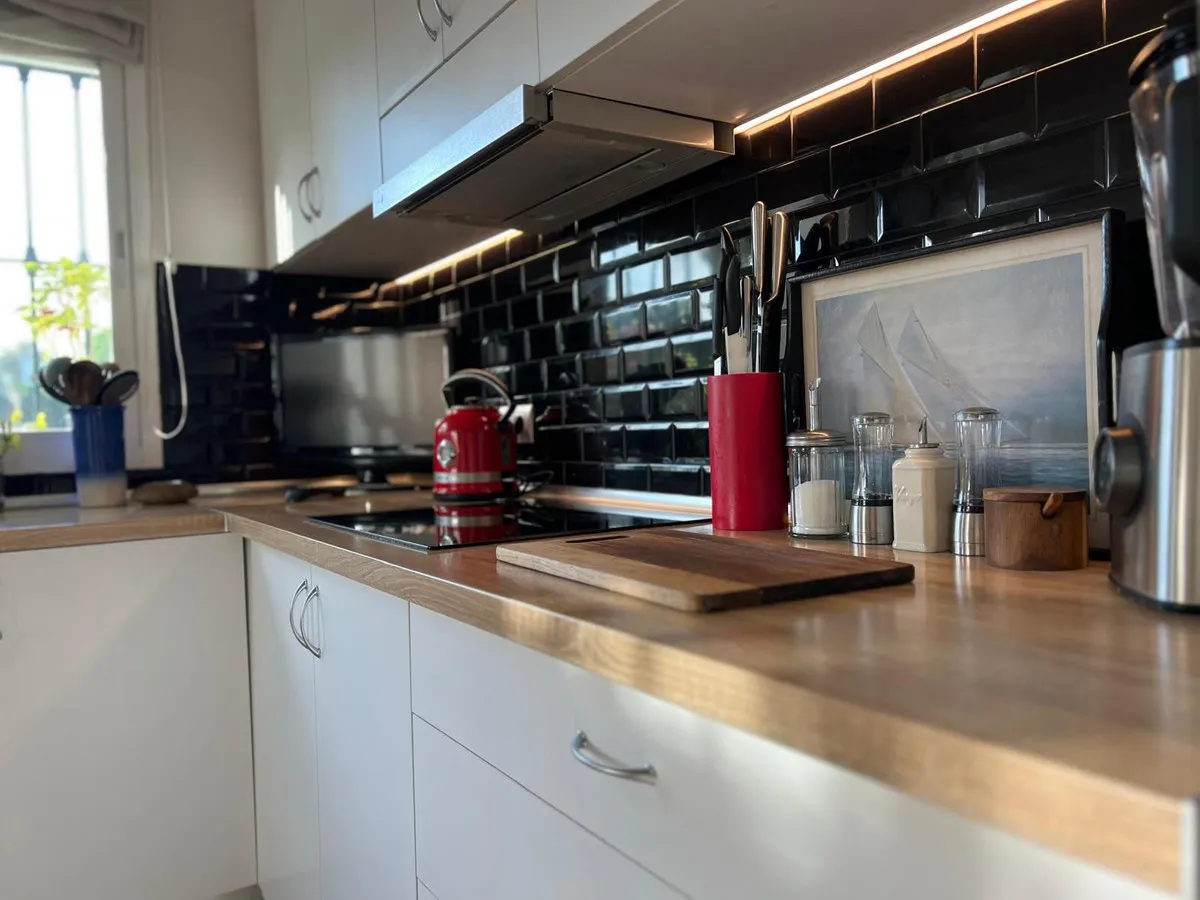 0db1381e-8f23-4da7-b2db-ab9fc8afe66d