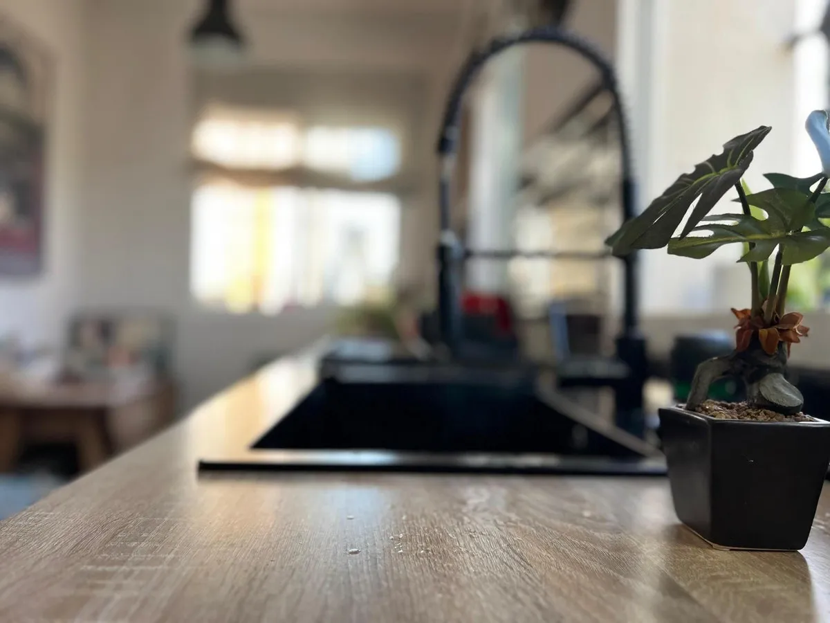 4a402e82-d6c7-4964-aa56-64cf3911876c