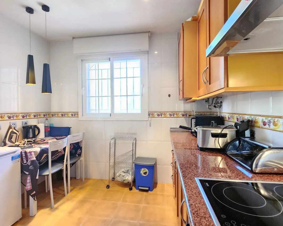 0af80475-054e-4d1d-a883-7569fe7b52f3