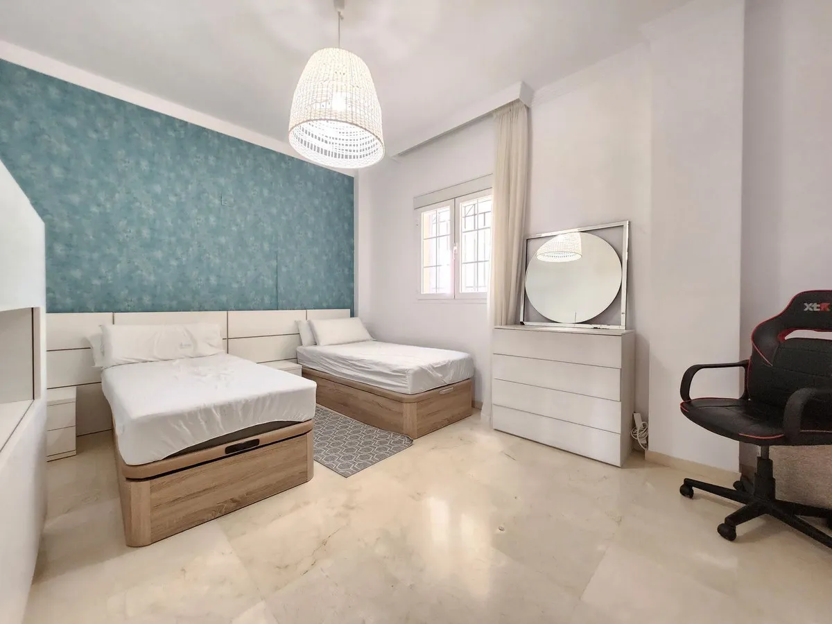 818a47cf-a752-4c1a-a918-5748d14cf7da