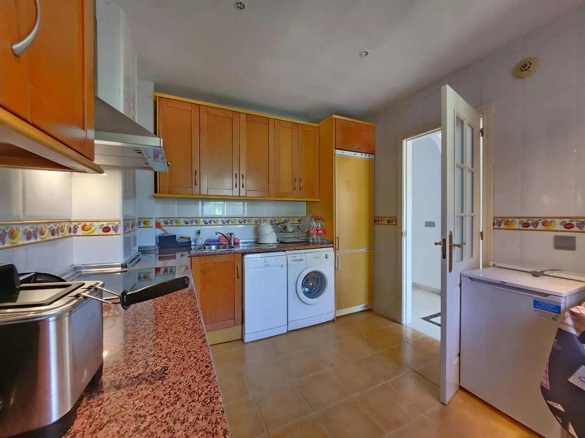 8ef19fa2-cf6a-4743-9a9a-bb2c193f3bbd