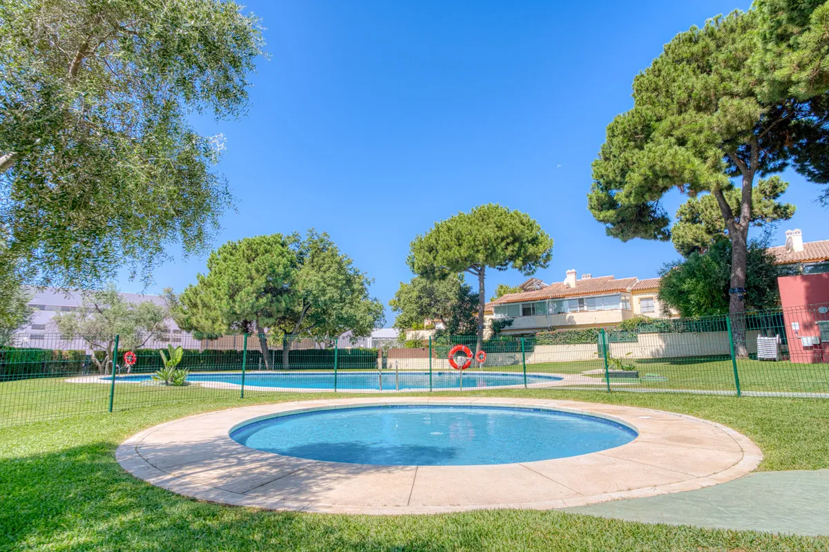 5c3a8e30-5b42-41a5-818e-5c2764a14a11