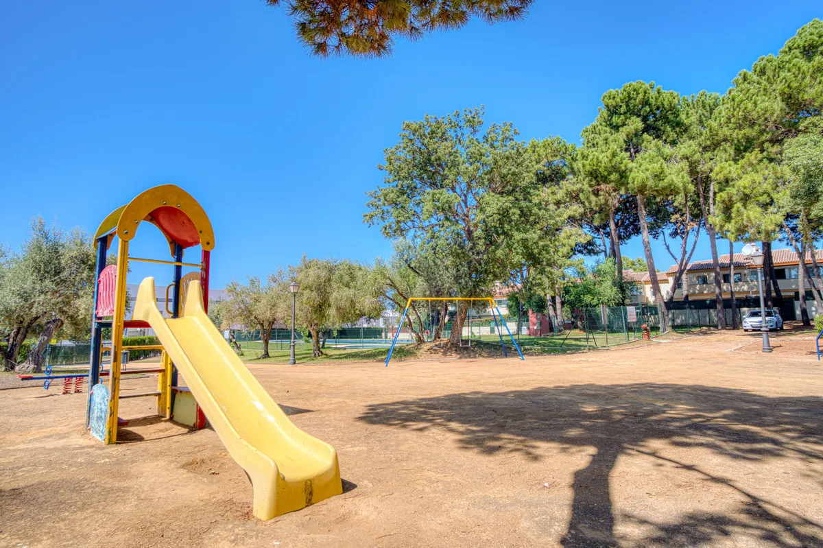 d3c06a83-559e-40e1-9ddb-8014a0b75f28