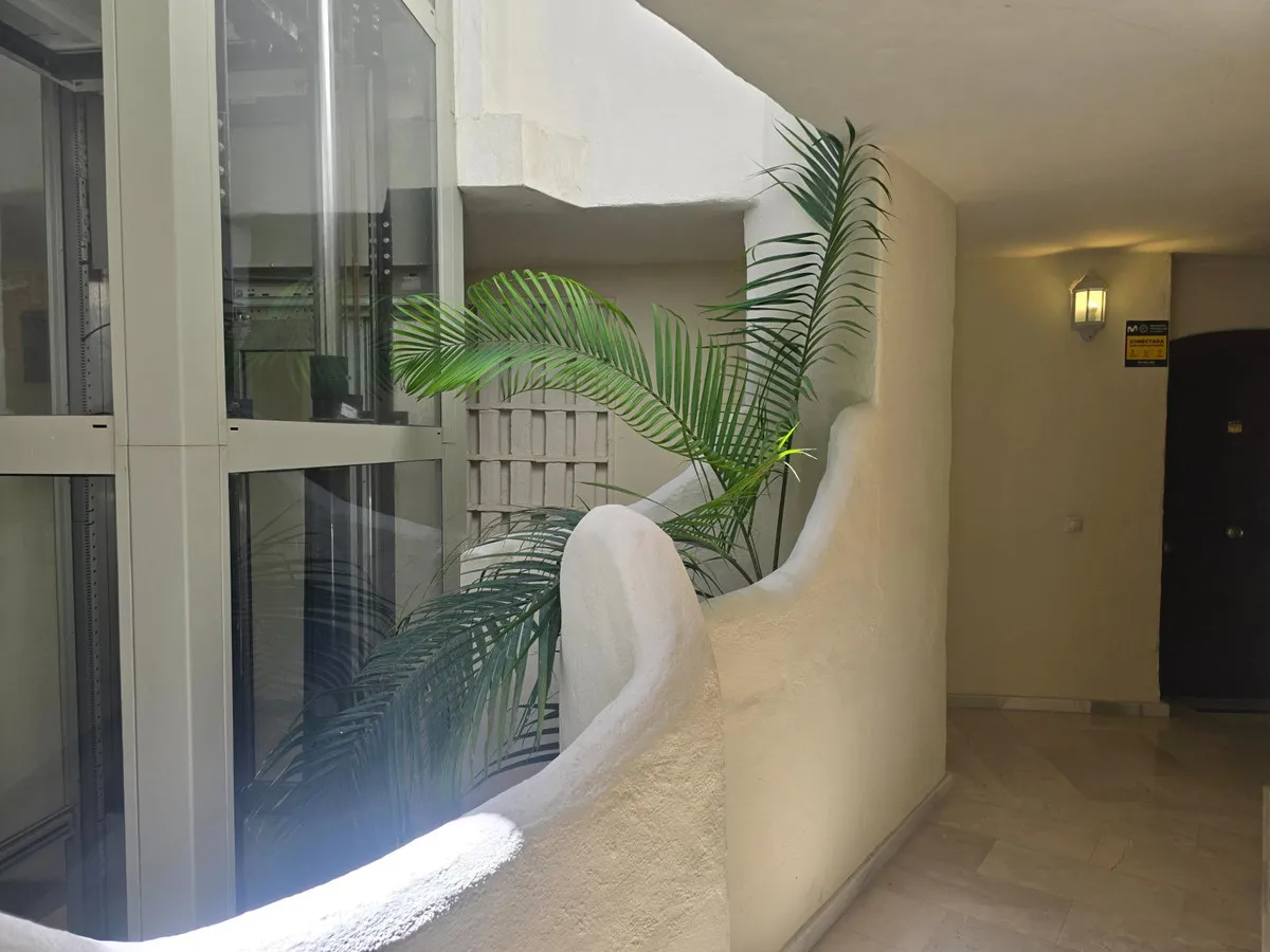 10604825-481d-4cea-b843-d6d9be9efd74