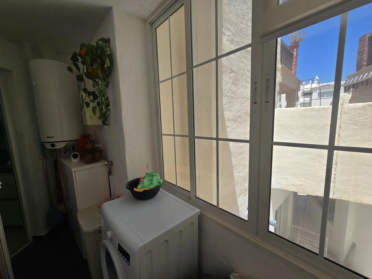 8bde9c6a-ff42-49ea-ae4e-42657496f38c