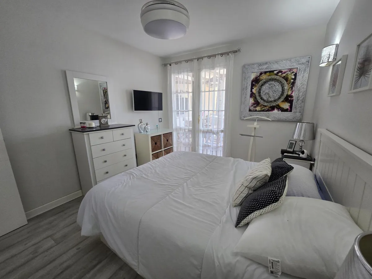 a7260111-c978-4fc3-b627-883058f5b49d