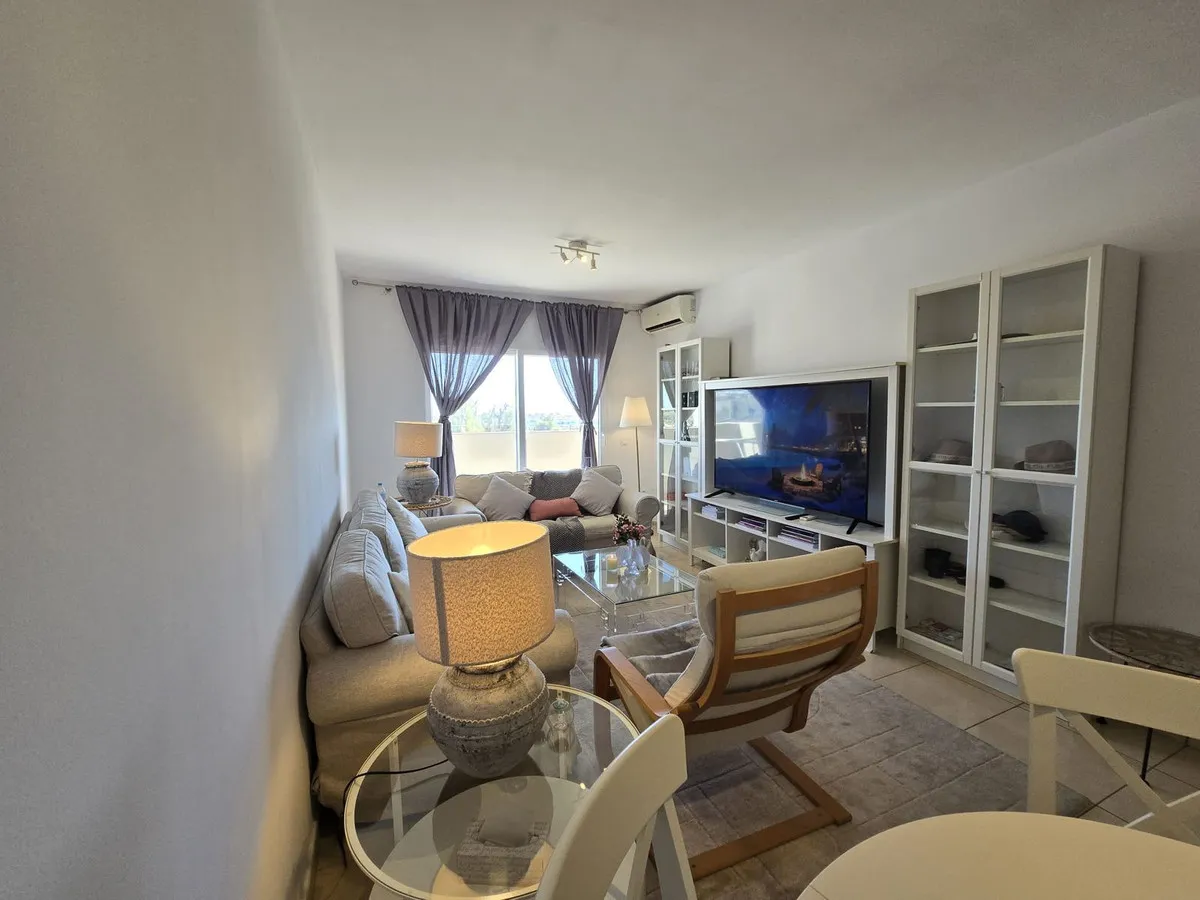 c9295979-3bcc-4c75-b975-bfceaef1923a