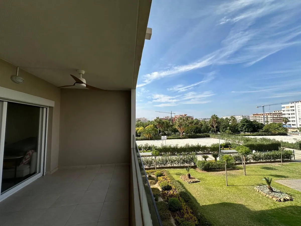 574c7d98-7fa4-4541-9d5a-94c92cccaca0