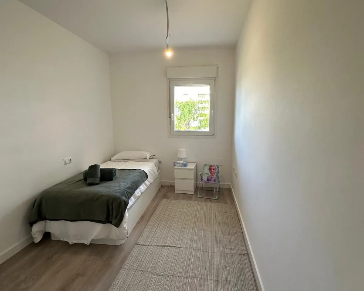 93158229-d63e-4c1c-be73-7a85169ae66b