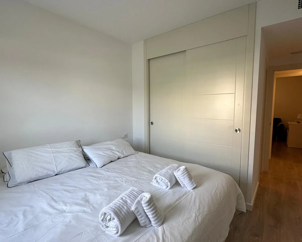 c9399618-7b68-4335-bd39-c7538ff41fd2