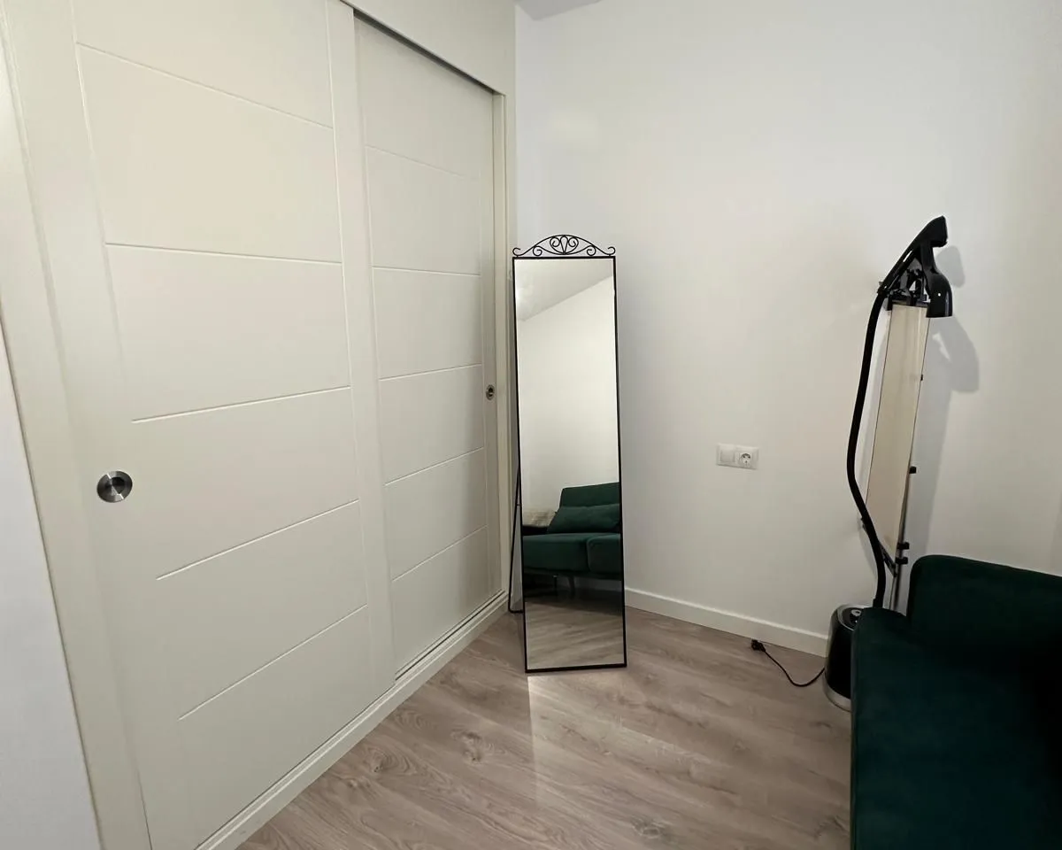 f8e2de76-2583-4f0d-91a3-53a0a05e08fa