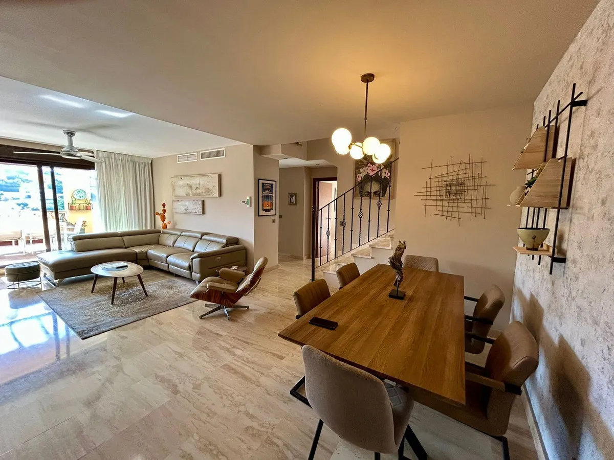 27babf20-dffc-4f01-9c95-3e6e96e5b5d2