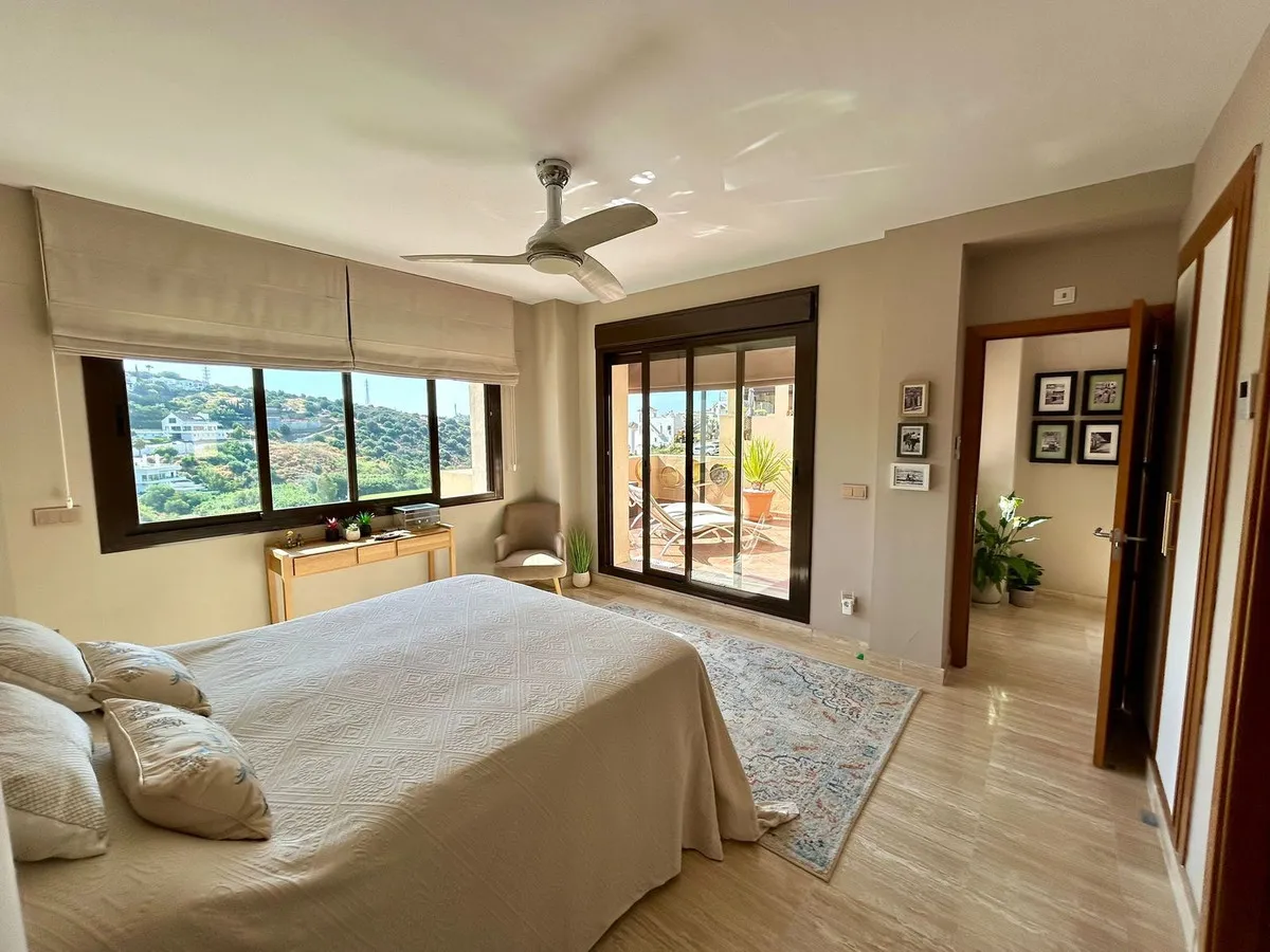 ecf96f83-e434-49d2-b0c5-c26c440b4ff6